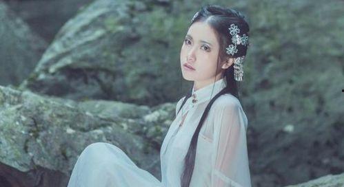 穿书七零,炮灰女配她又争又抢,炮灰女配的逆袭之路